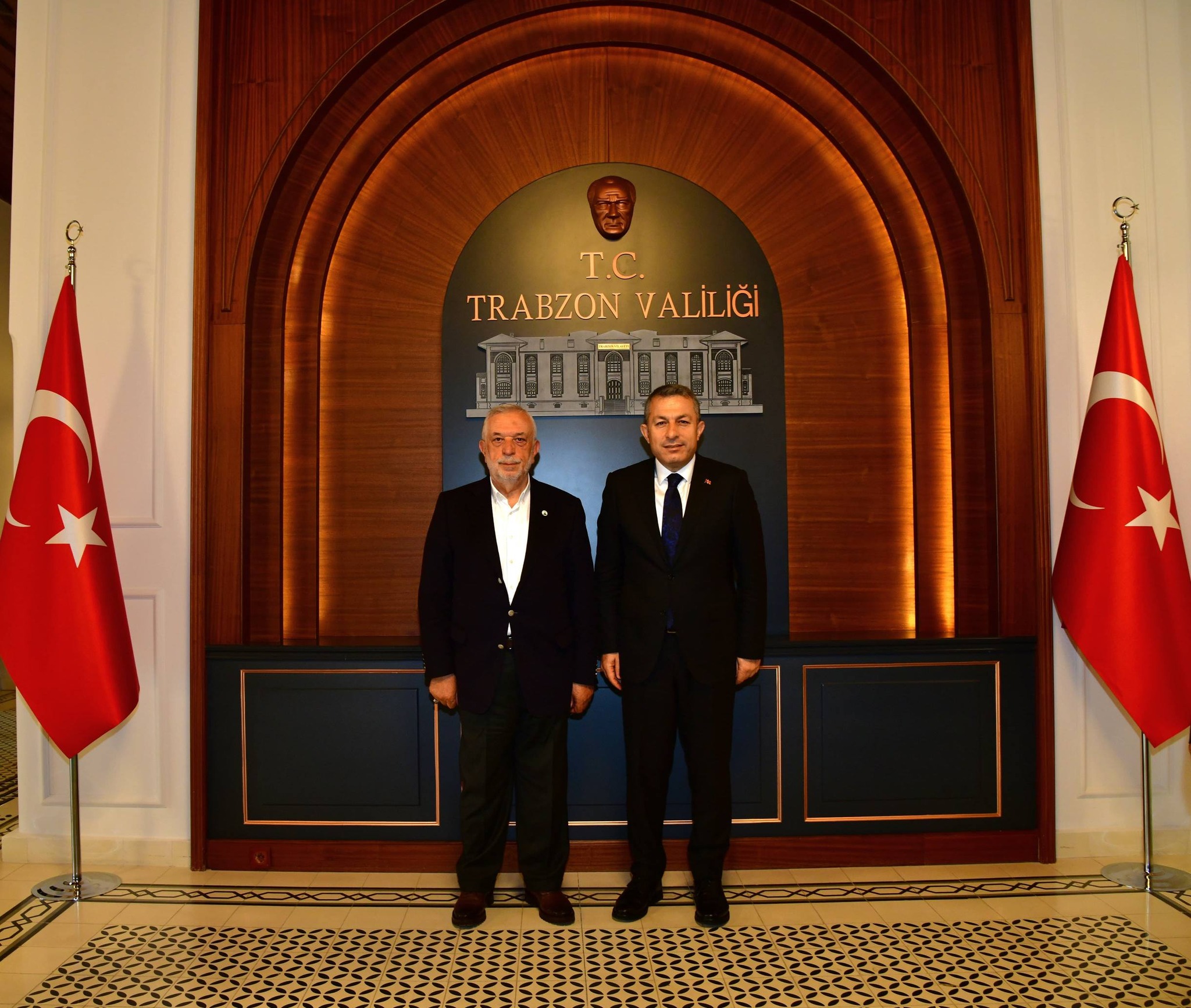 Trabzon Valimiz Tahir ŞAHİN' e hayırlı olsun ziyaretimiz